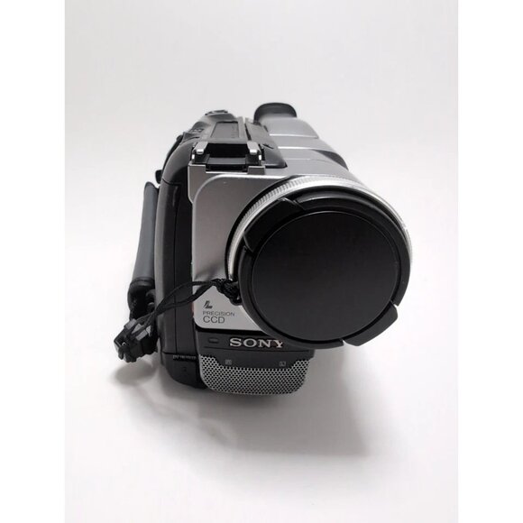 Sony DCR-TRV210 Handycam Hi8 NTSC Digital Camcorder Bundle Vintage 1999 - Picture 5 of 15